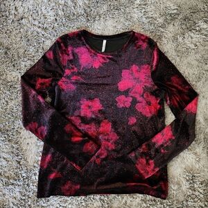 White Stag Red and Black Sparkle Top